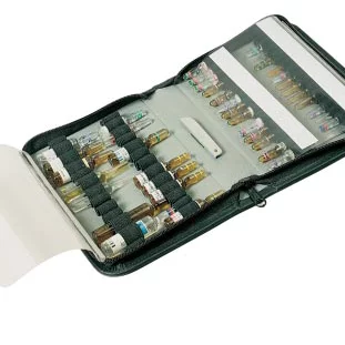 AMPULLEMAPPE, lær, for 60 ampuller. 22 x 16 cm - 3.07.111