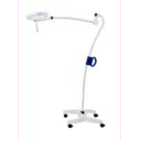 us-lampe-mach-led-130-fast-fokus-m-swing-arm-m-gulvstativ