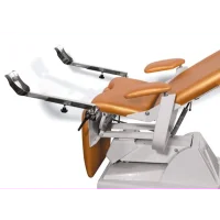 benstotte-for-gynex-med-forkrommet-fothviler
